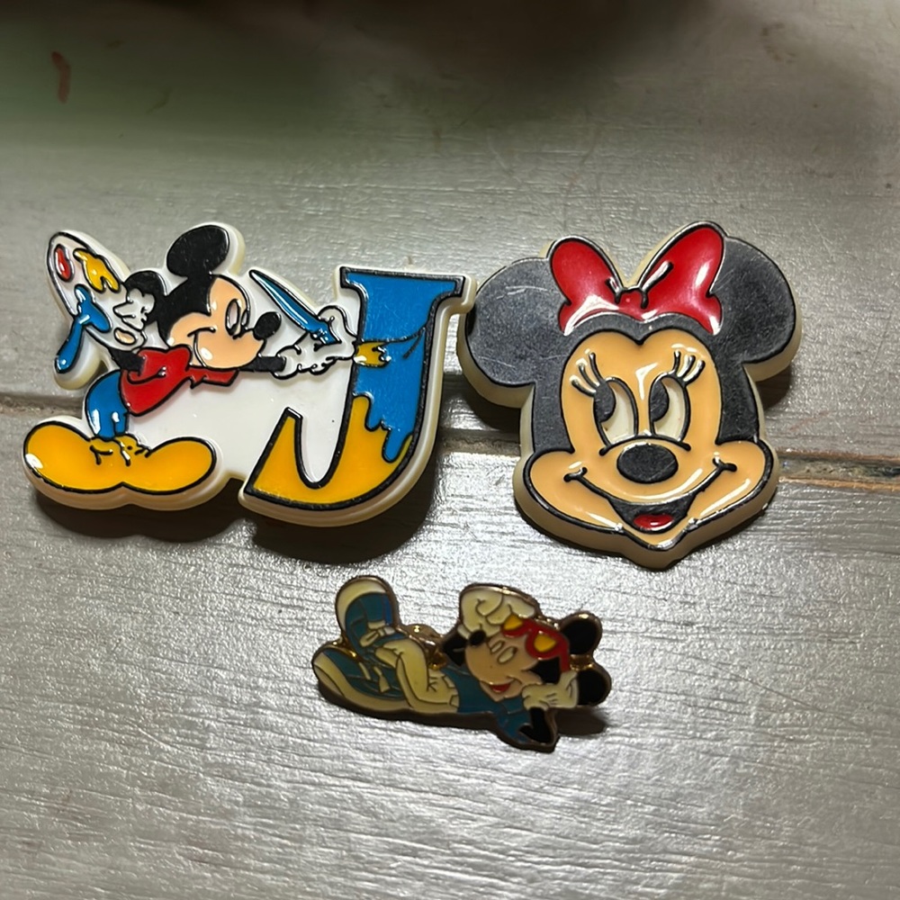 Small bundle 80s/90s Disney pins